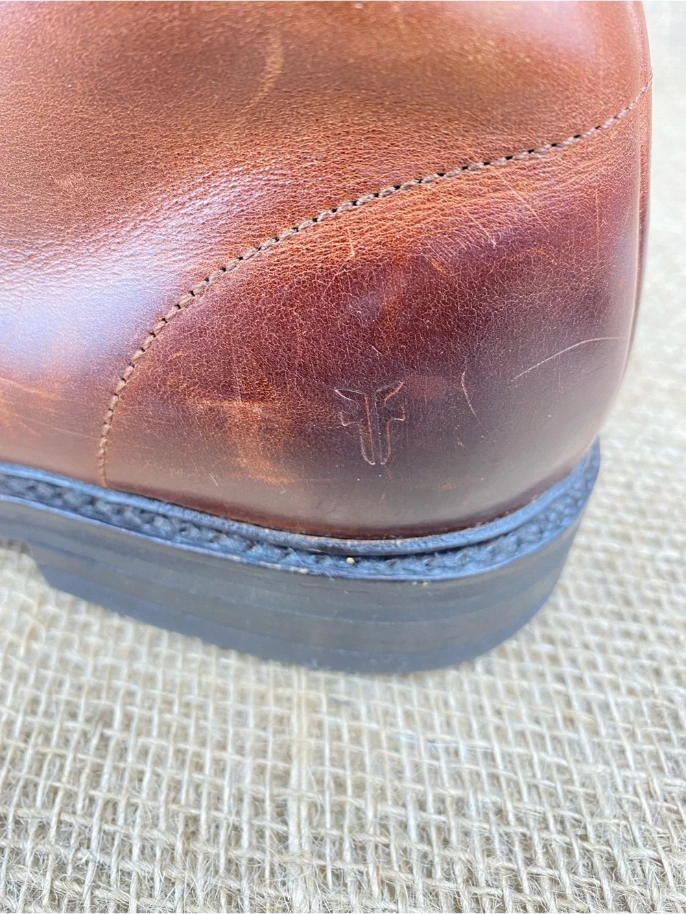 Frye these chukka